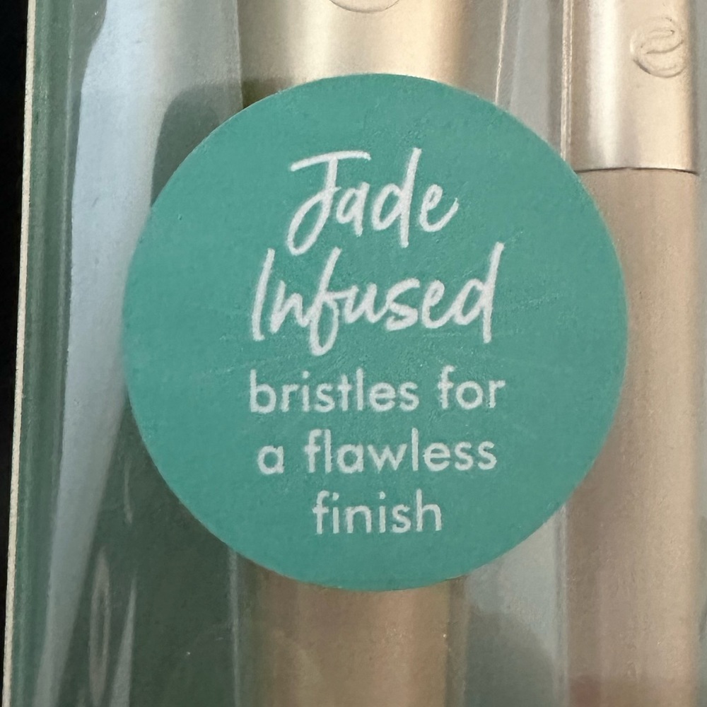 EcoTools Jade Infused Brush Set - Picture 4 of 4